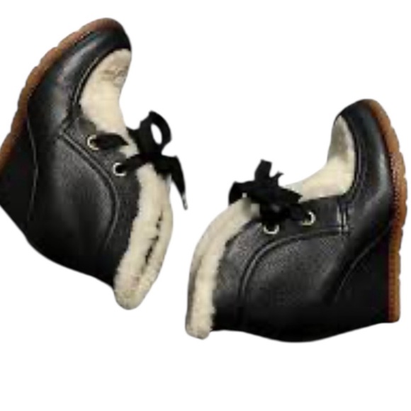 Kate Spade NY Sandy Leather Wedge Ankle Boots Black Shearling SZ 7.5 NWOB - Picture 2 of 5